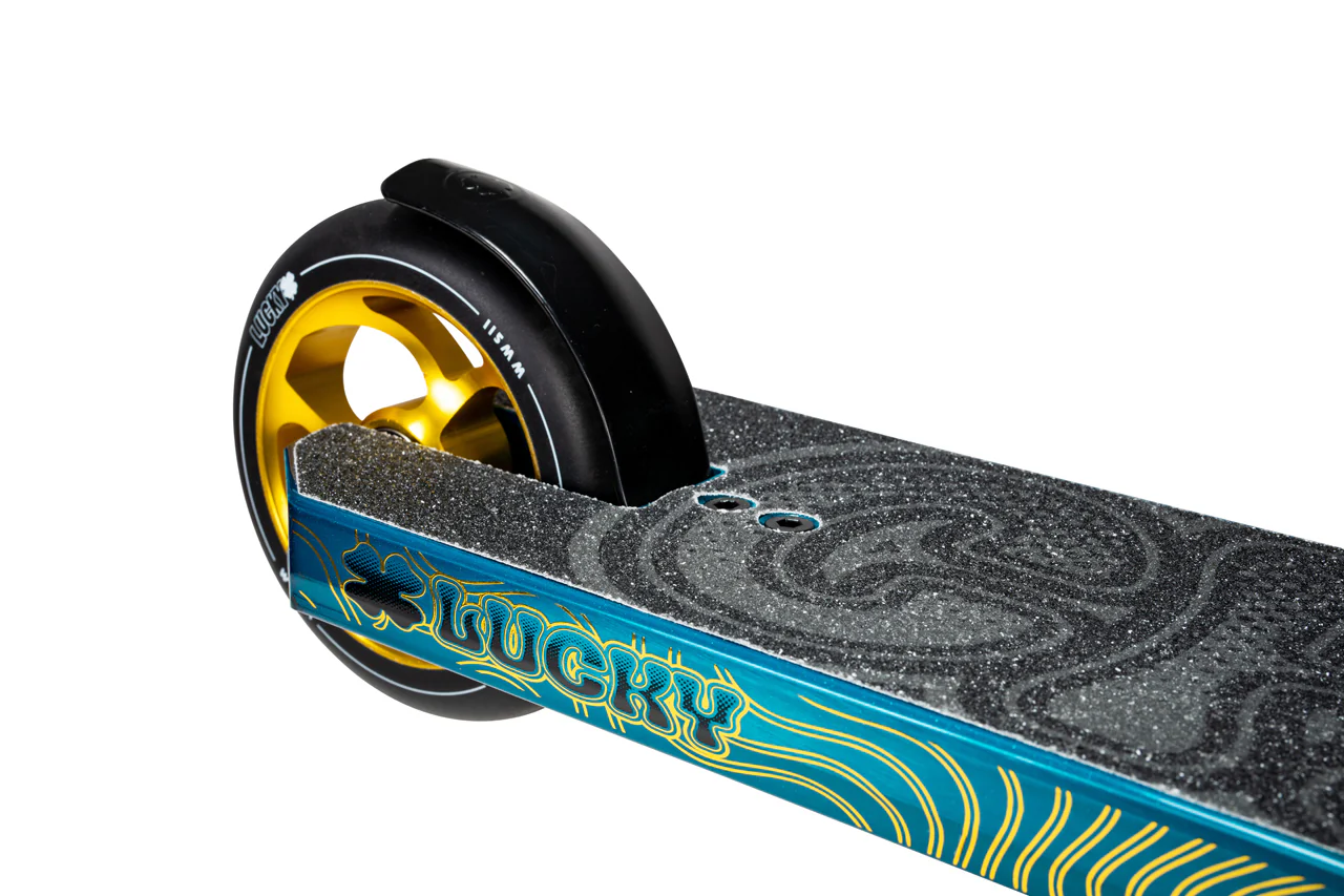Lucky Crew Pro Scooter Royale - Image 5